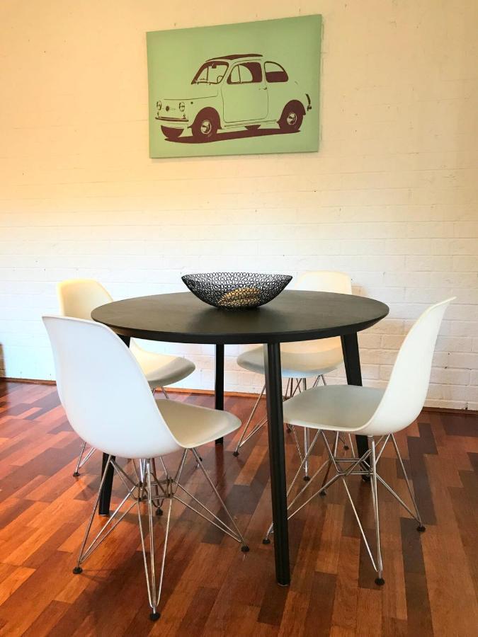 Spacious 3 Bedroom Apartment 20 Min To The Cbd Sydney Exterior photo