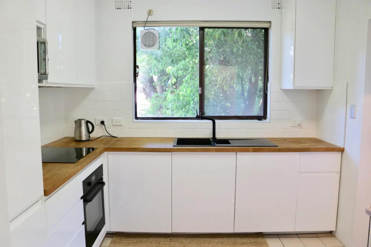 Spacious 3 Bedroom Apartment 20 Min To The Cbd Sydney Exterior photo